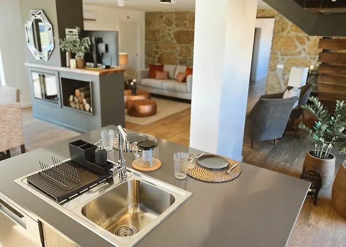 Alto Do Ferrum - Boutique コビリャン