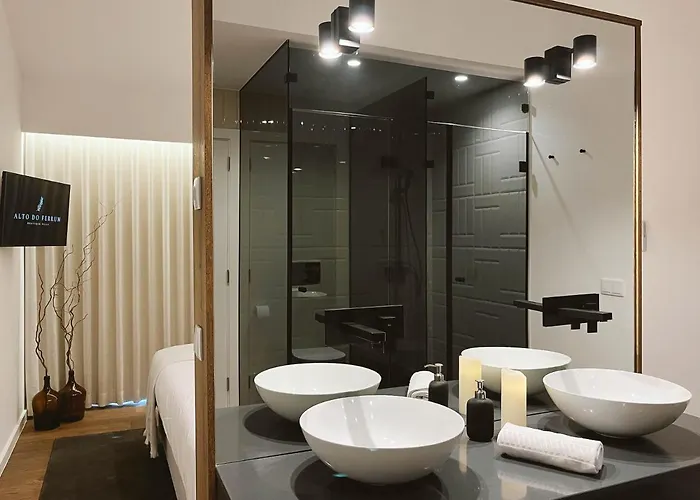 Alto Do Ferrum - Boutique * コビリャン